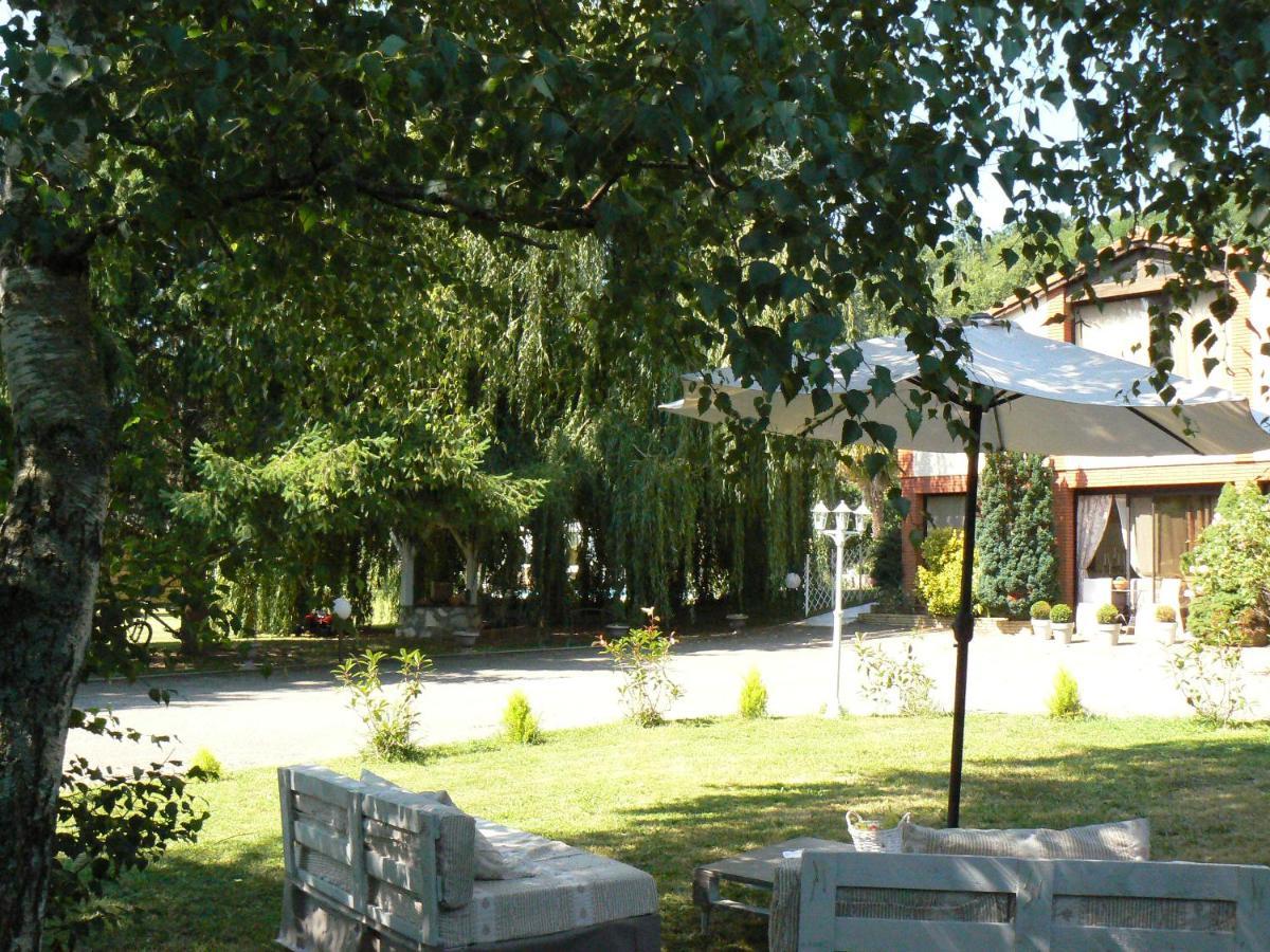 Bed and Breakfast La Caldamente Rieux-de-Pelleport Экстерьер фото